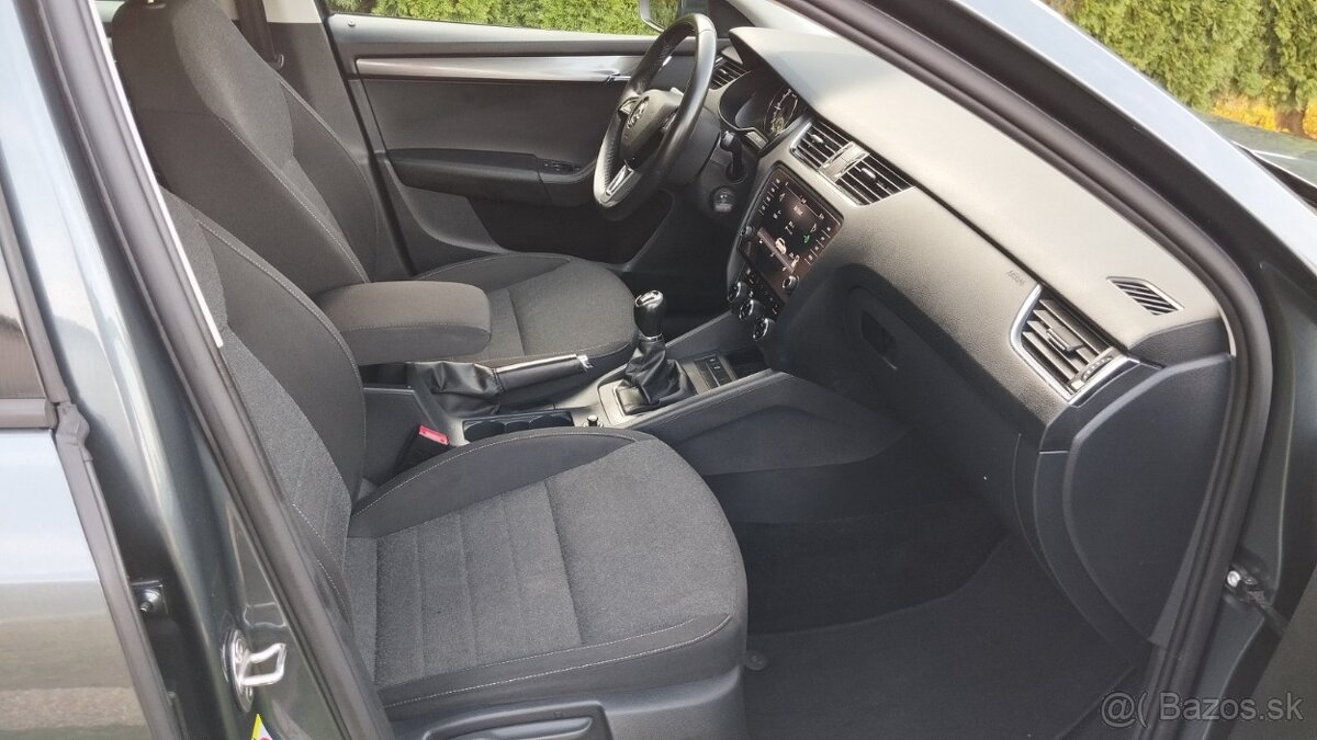 SKODA OCTAVIA COMBI 3 FACELIFT 1,6 TDI 85 KW - 9