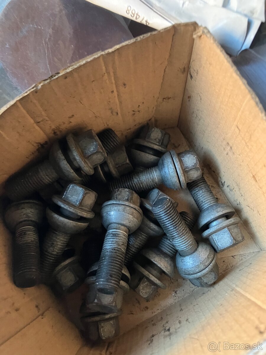 K&N filter SAG + cistiaca sada+ hagusy + zamok dveri - 9