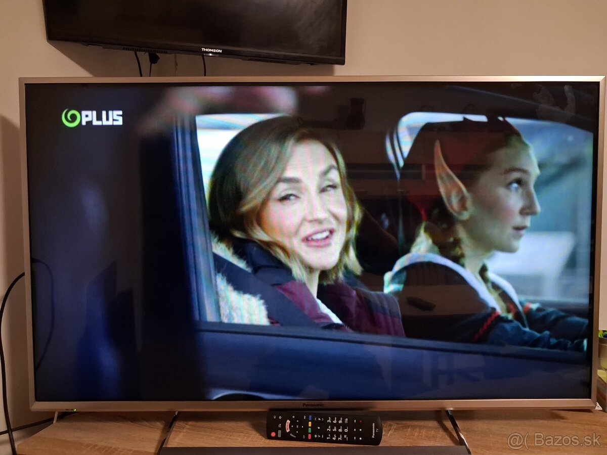 Predám 3D Full HD LED SMART PANASONIC TX-47AS740E - 9