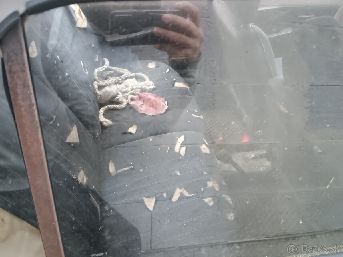 Predám Škoda 120 L - 9