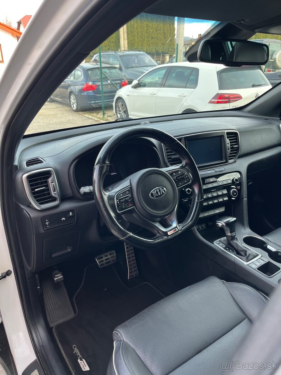 KIA Sportage 2.0 CRDi GT-Line = 4WD (4x4), A/T Panoráma = - 9