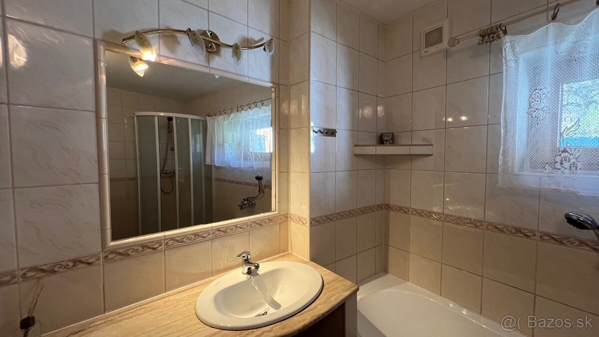 TRIOREALITY - 3-izb byt v RD na prenájom - Klubina - 9