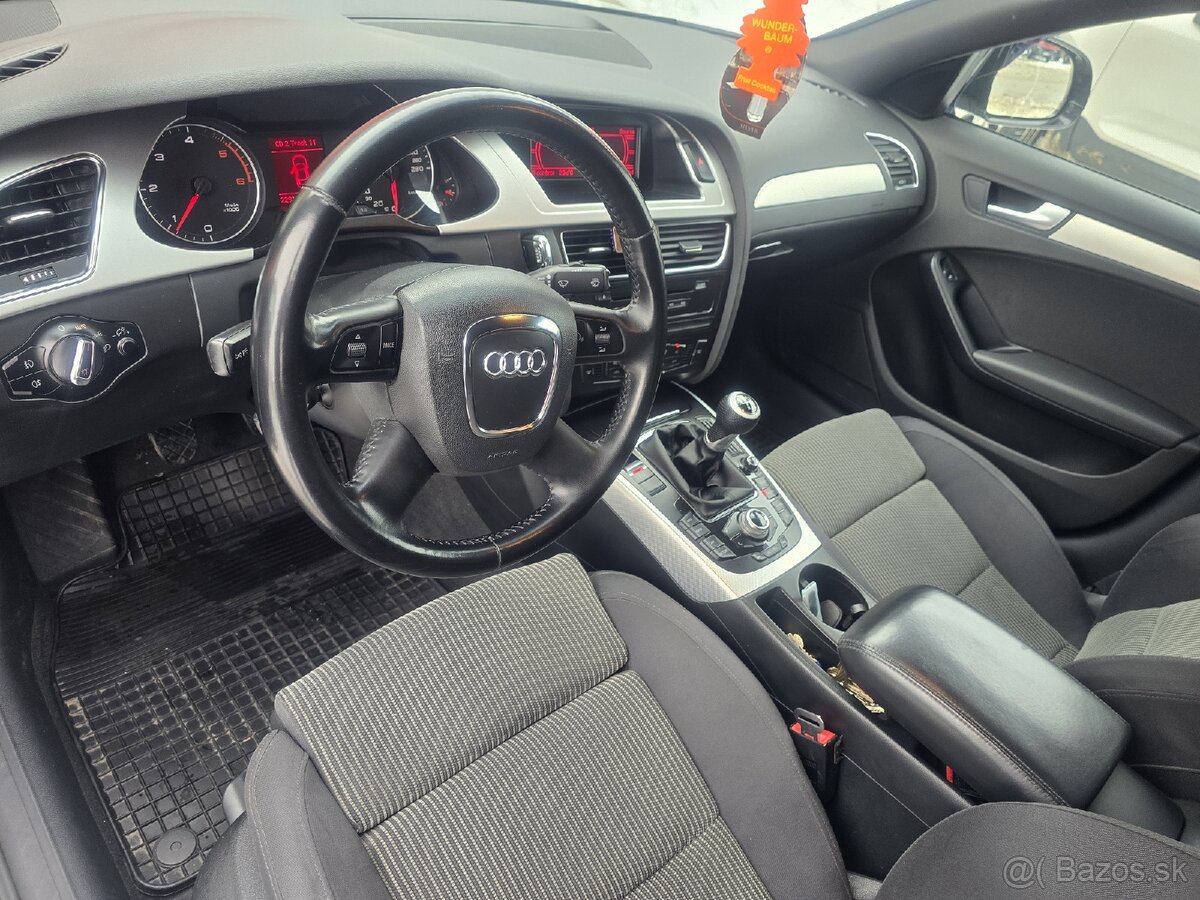 AUDI A4 B8 2.0 TDI 105kW, S-LINE✅ - 9