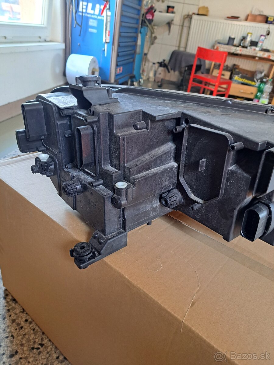 Predne hlavne svetlomety - 9