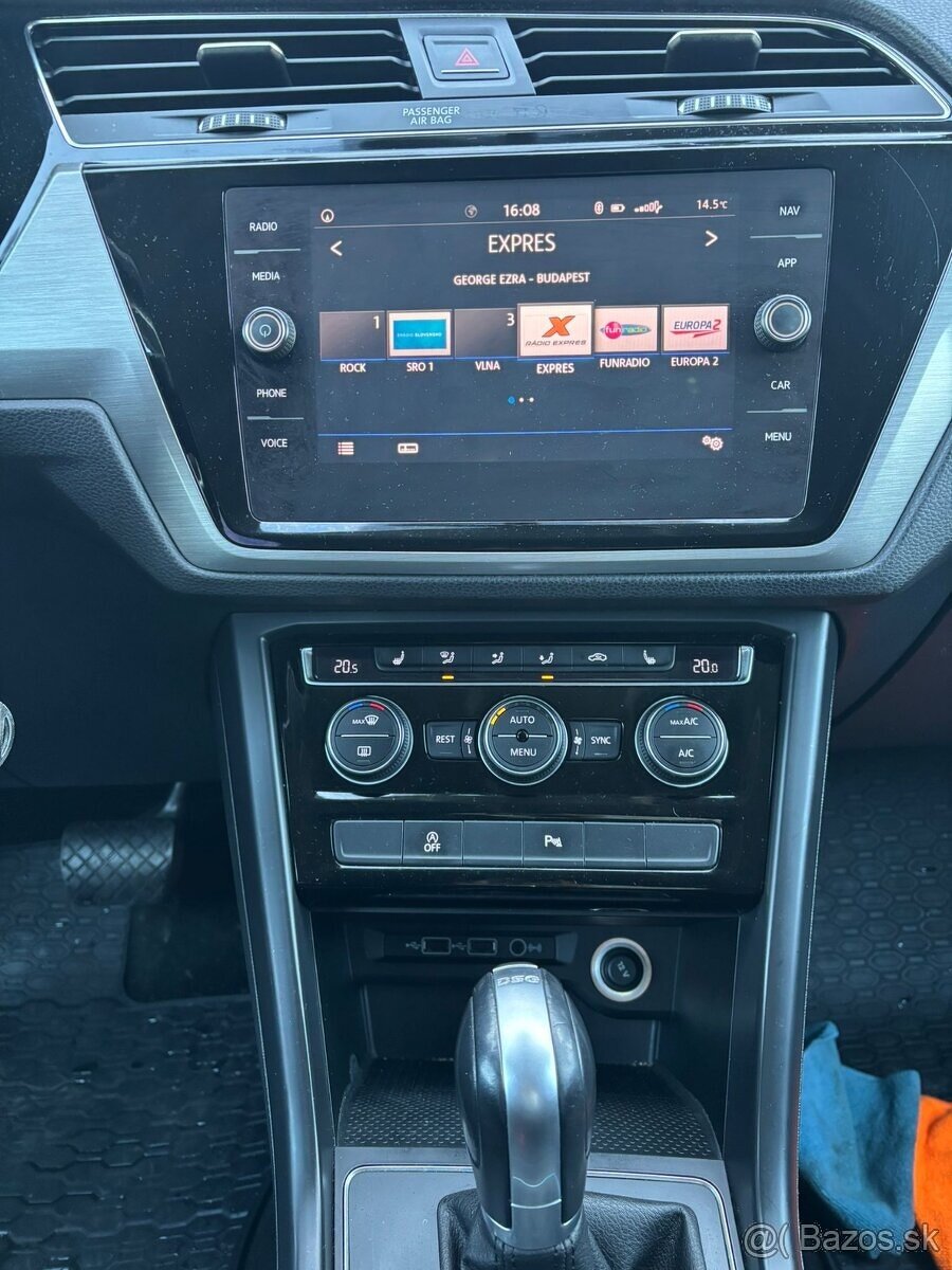 Volkswagen Touran 2.0 TDI - 9