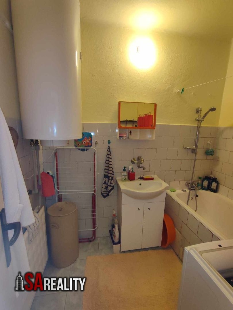 NA predaj 3 izbový byt Šarovce so záhradkou a garážou - 9