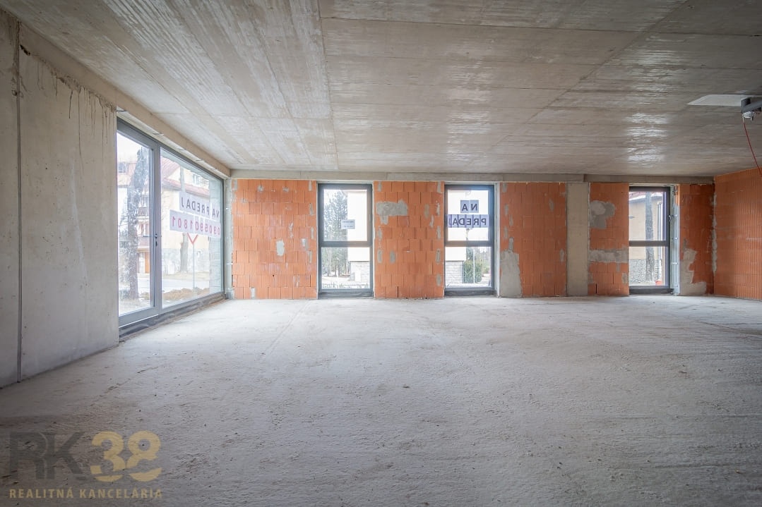 Na predaj: Obchodný/administratívny priestor vo V.Tatrách - 9