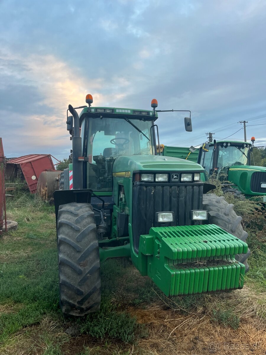 John Deere 8100 - 9