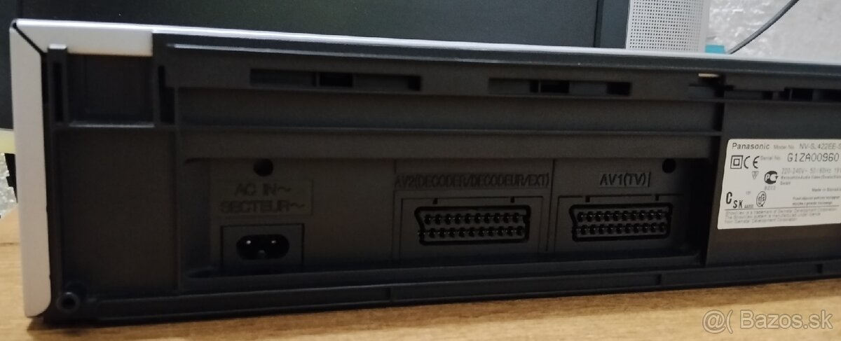 PANASONIC NV-SJ422 .... 4 hlavovy videorekordér.... - 9