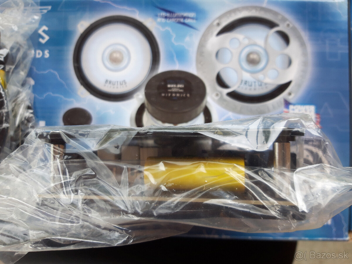 =ø13cm= HIFONICS BRUTUS - dvojpásmové 13cm kompá 2x100W RMS - 9