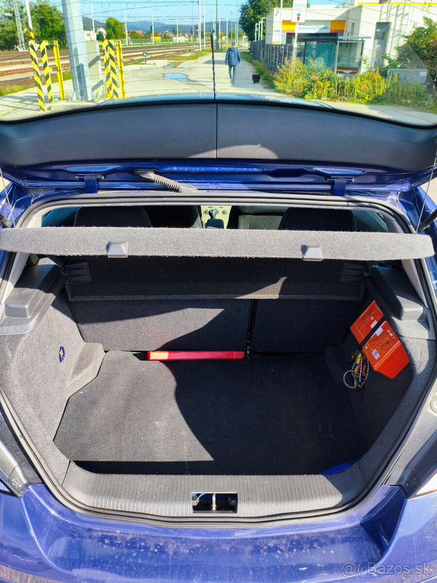 Opel Astra H 2007 benzin 1.6 16V 85kW / 307 000 km - 9