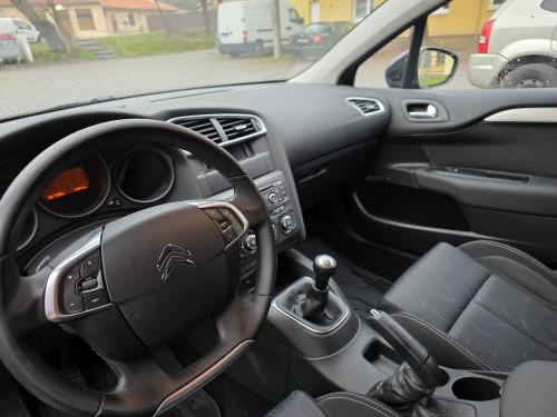 Citroën C4 1.6 HDi Seduction - 9