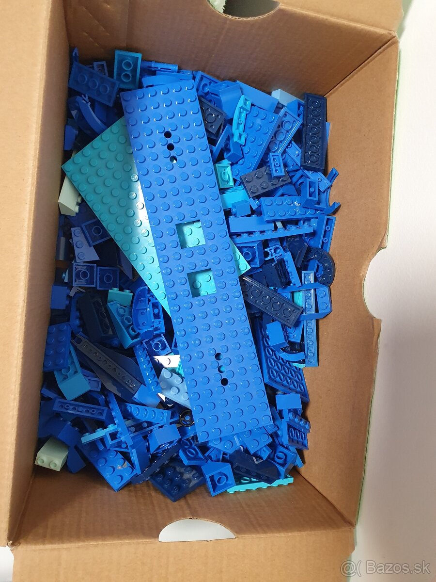 Lego mix 9.2 kg + navody - 9