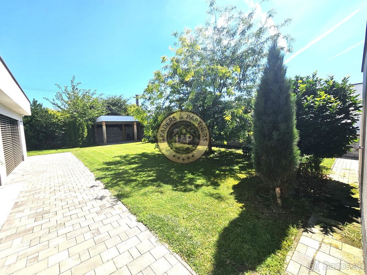 Na predaj moderný 4iz. rodinný dom v Seredi s dvojgarážou - 9