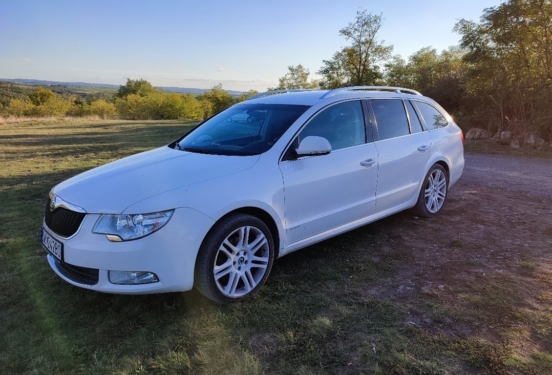Škoda Superb Kombi 2.0 TDI - 9