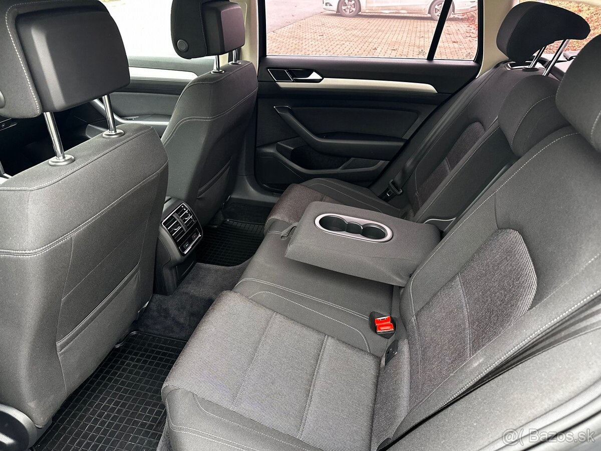 VW Passat Variant 2.0 TDI BMT Comfortline DSG - 9