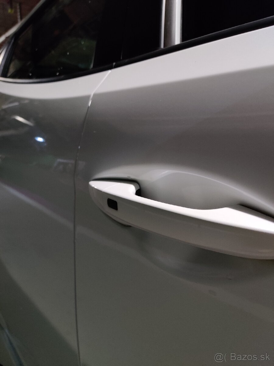 Hyundai Veloster Turbo - 9