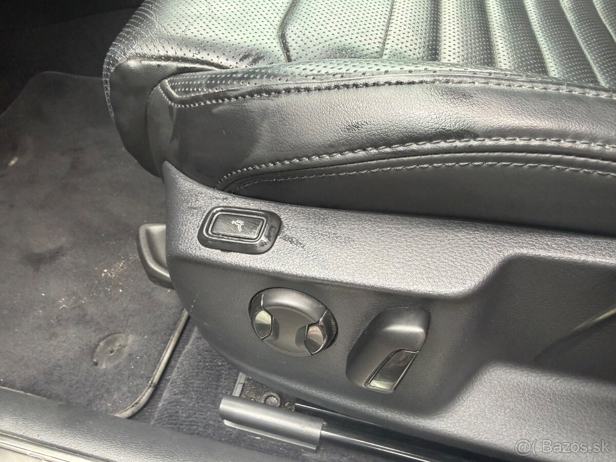 Volkswagen Passat Variant 2.0 TDI BMT Highline DSG - 9