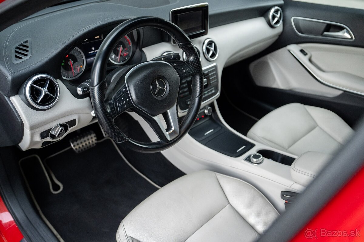 Mercedes-Benz A200 AMG-line - 9