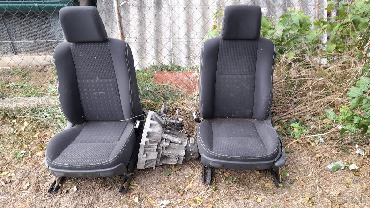 Renault Megane II 1,5 DCI - 63kw - 9