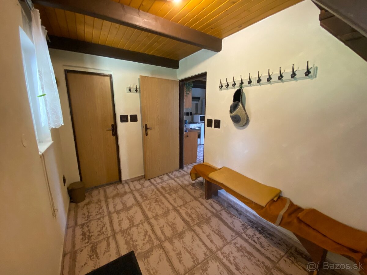 REKREAČNÁ CHATA KOKAVA - LÍNIA - 9