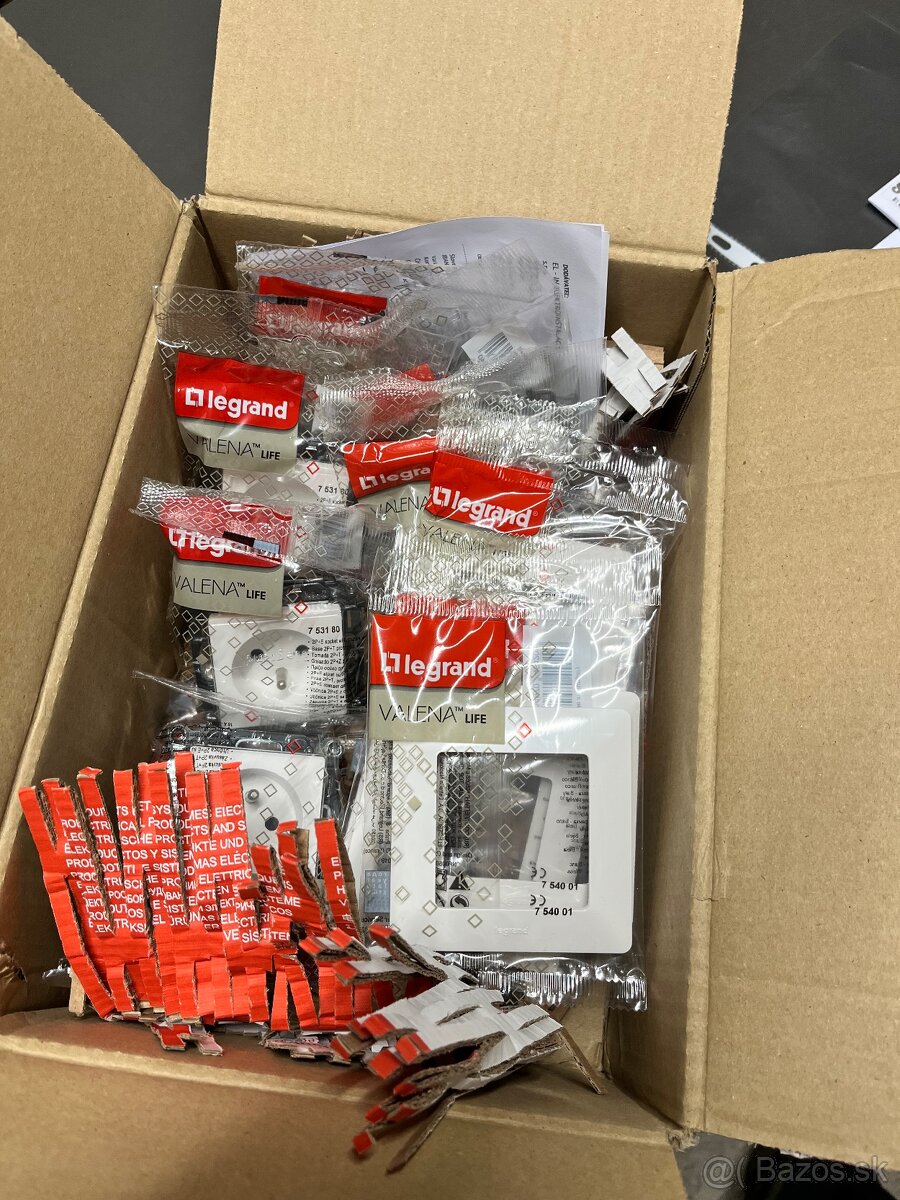 LEGRAND valena life, CYKY káble, asfora, elektro materiál - 9