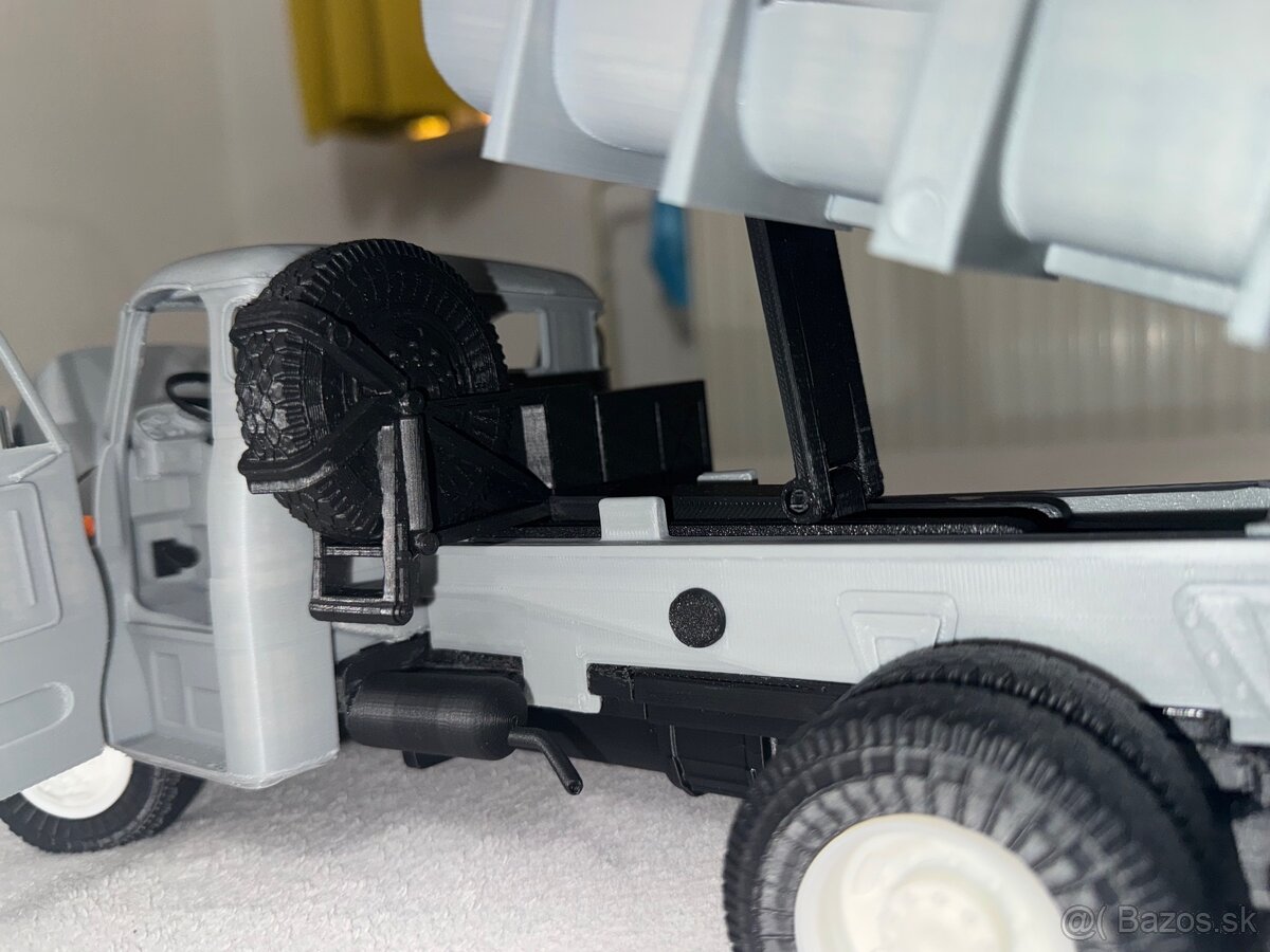 Tatra 148 (S1) 3D tlač 1:18 - 9