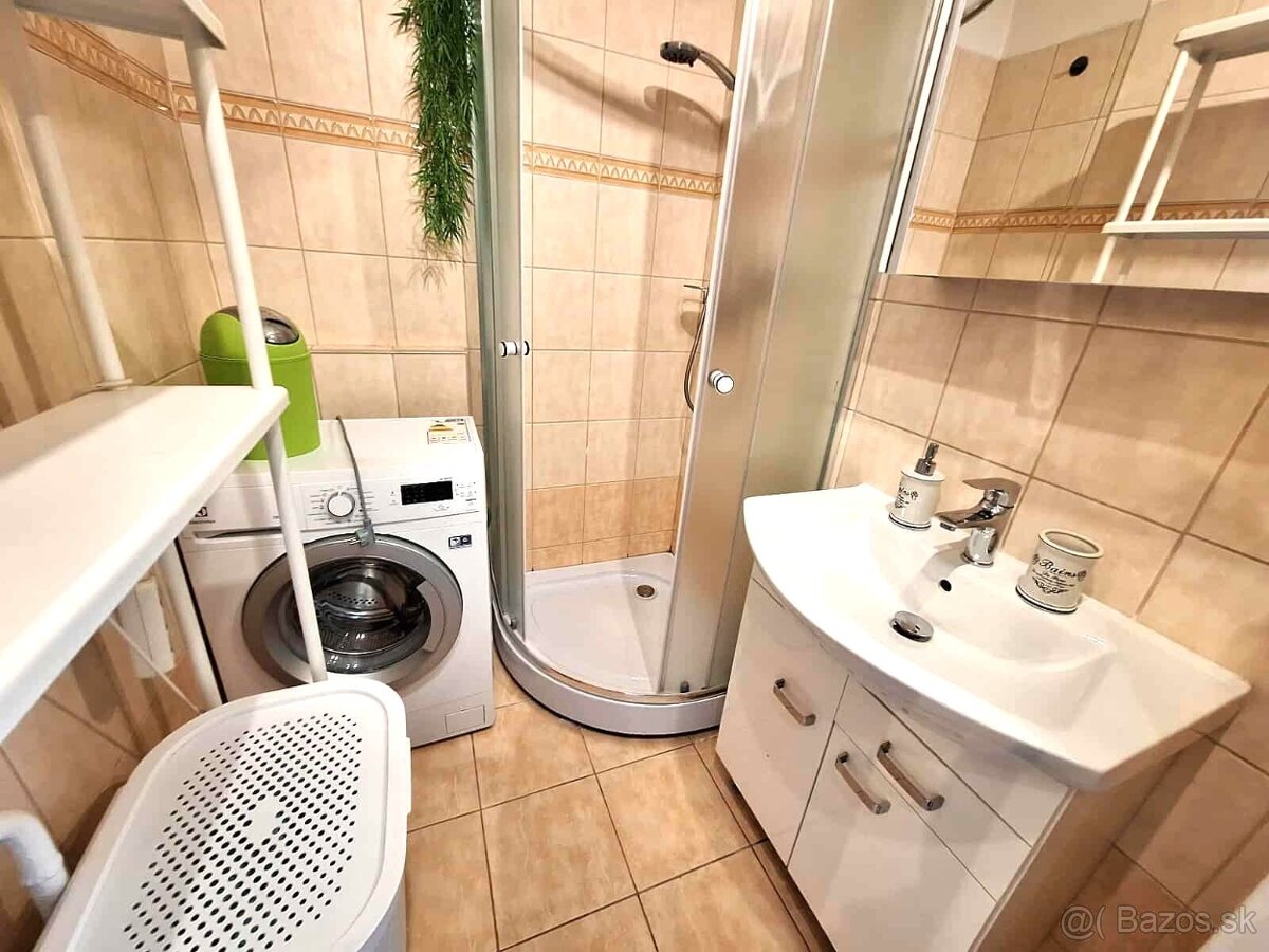 Priestranný 1 izb. Byt, Štítova Staré mesto, 39 m2, lodžia - 9