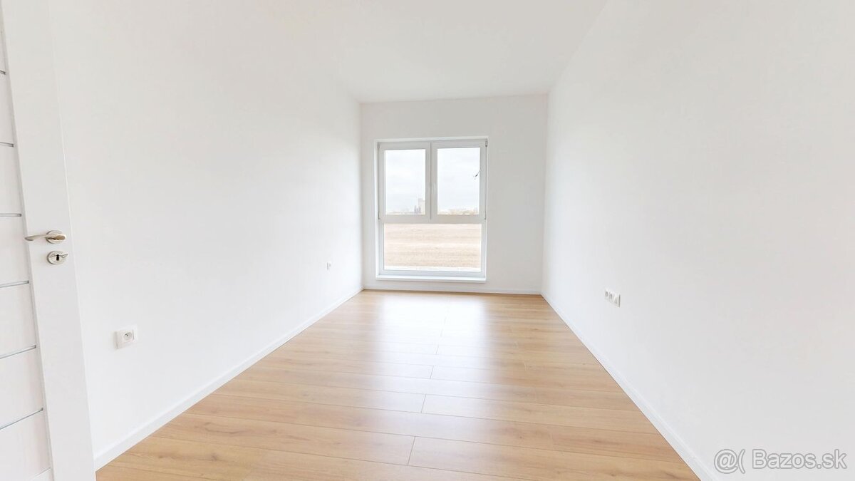 REZERVOVANÉ PINK Reality Na prenájom moderný 3-izbový byt v - 9