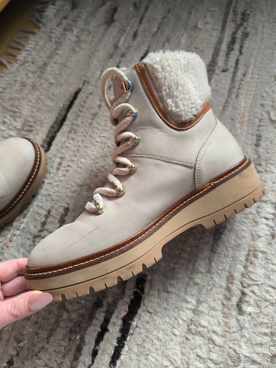 Dámske outdoor čižmy Tommy Hilfiger - 9