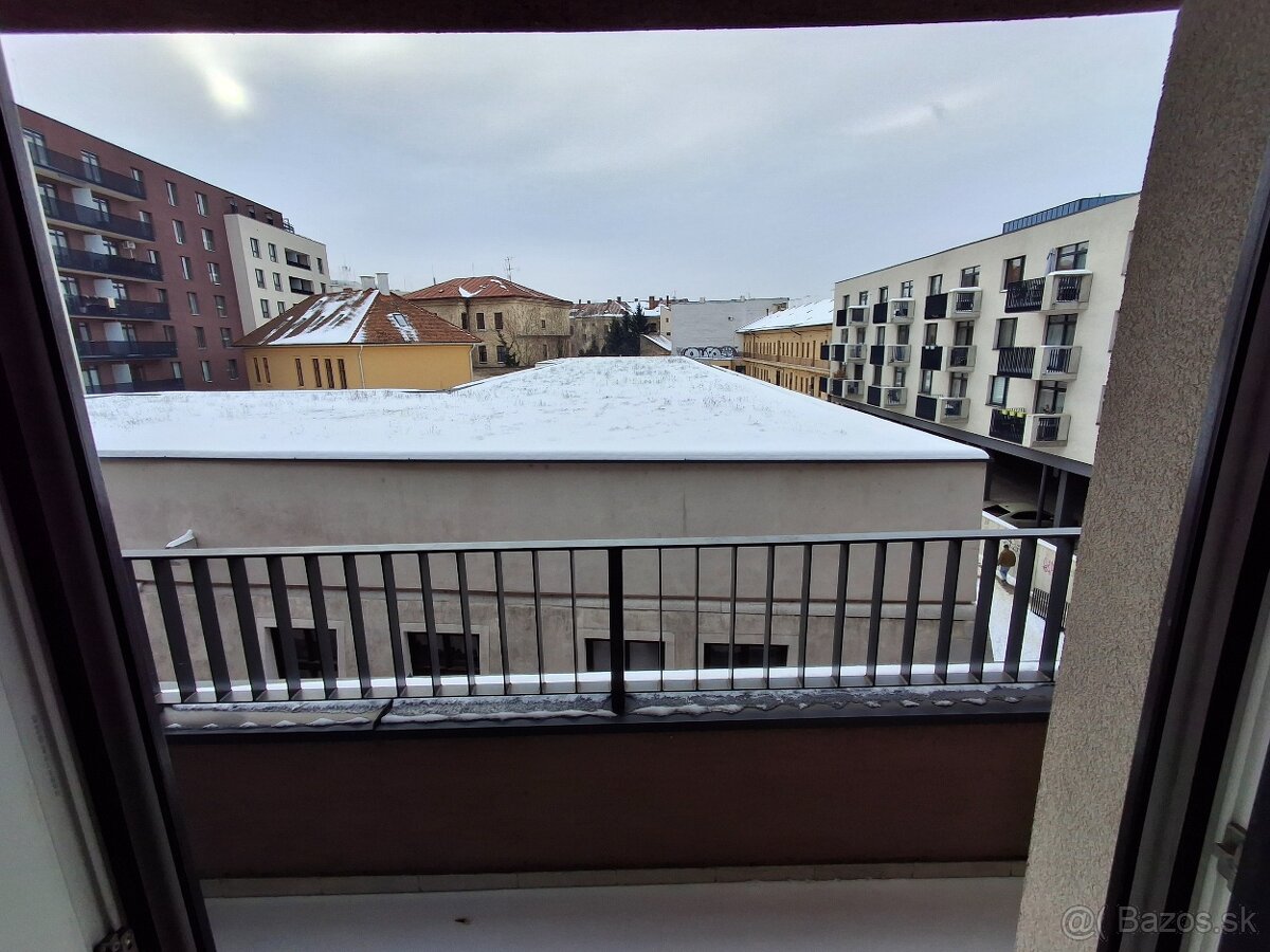 Na prenájom 2 izbový byt - Košice, Centrum - 9