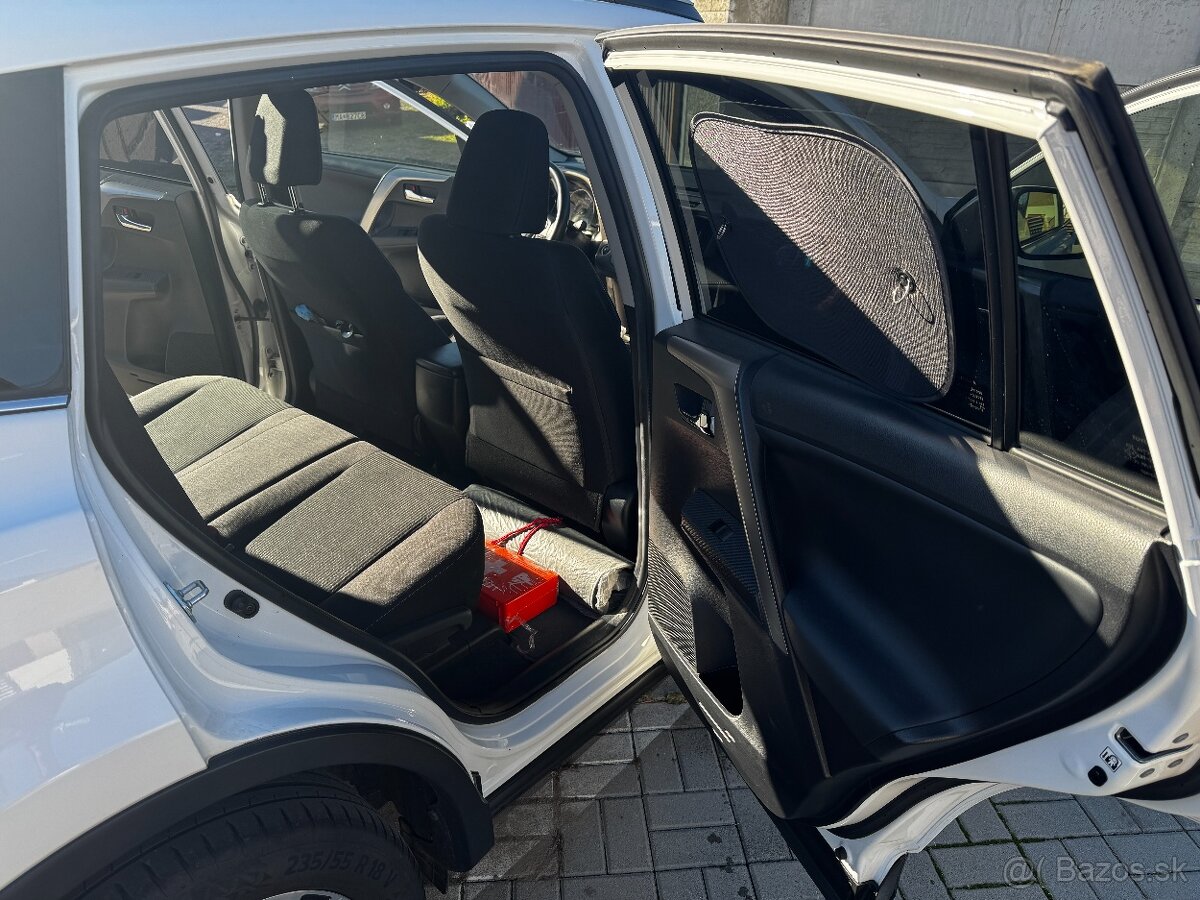 Toyota RAV4 4x4 2015 - 9