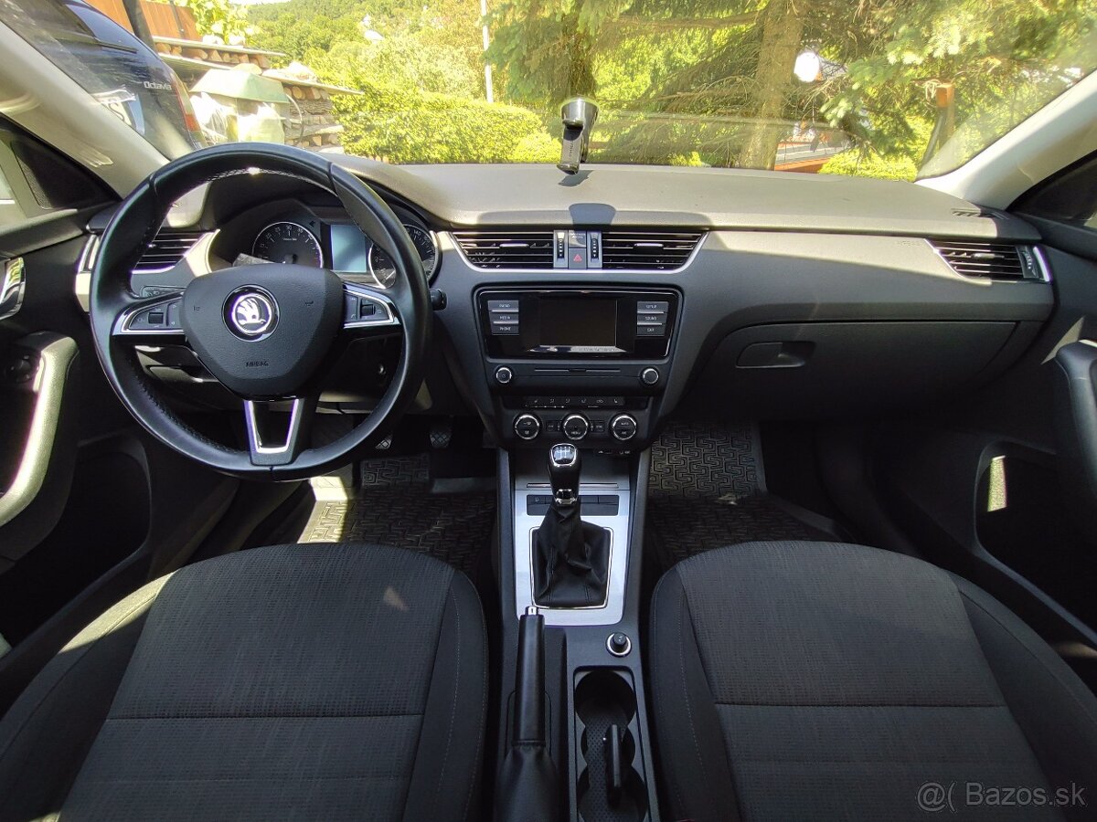 Škoda Octavia 3 1.6 TDi 81 kw - 9