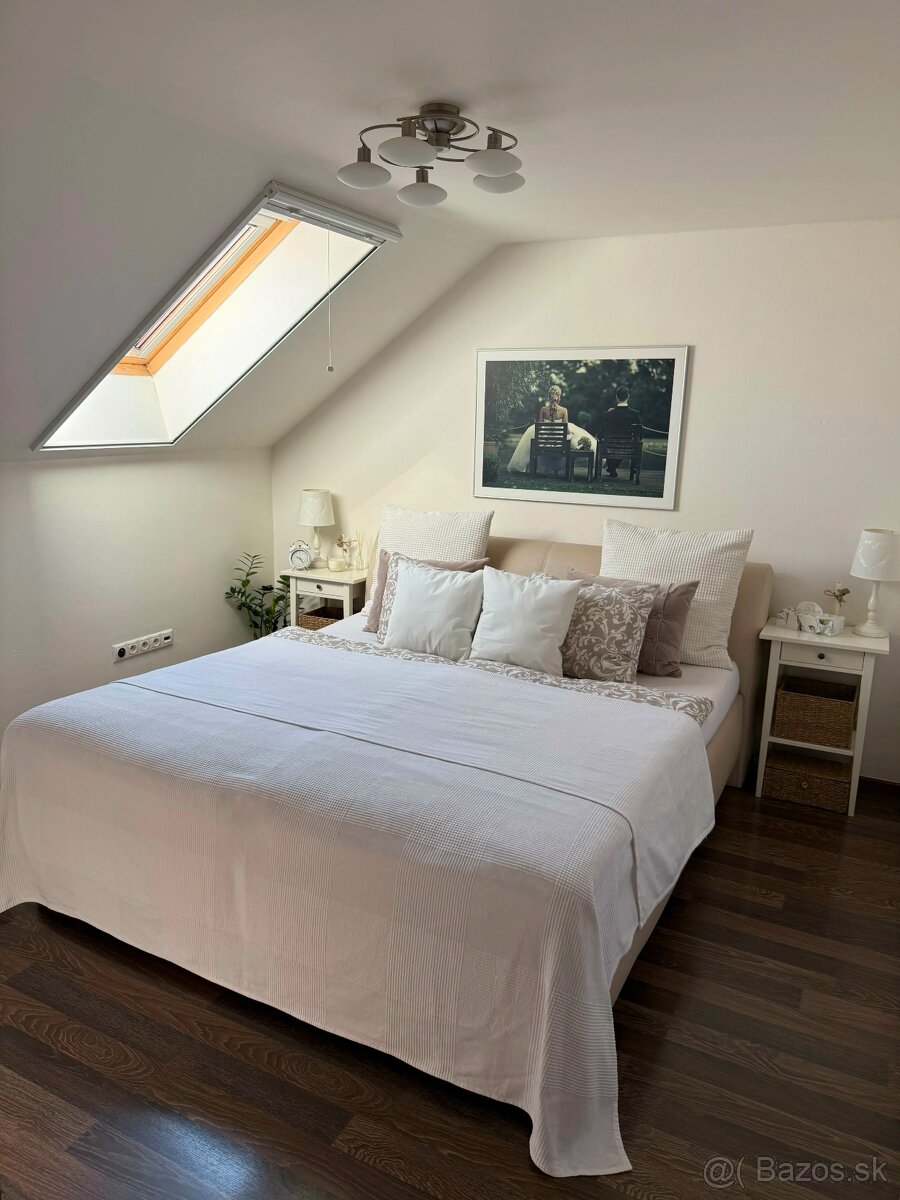 Rodinný dom s garážou v Skalici - 9