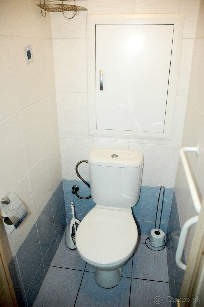 BÁNOVCE NAD BEBRAVOU - 3 izbový byt /Cyrila a Metoda/ 63 m2 - 9