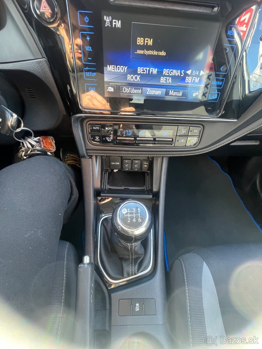 Toyota auris 1.2 turbo - 9