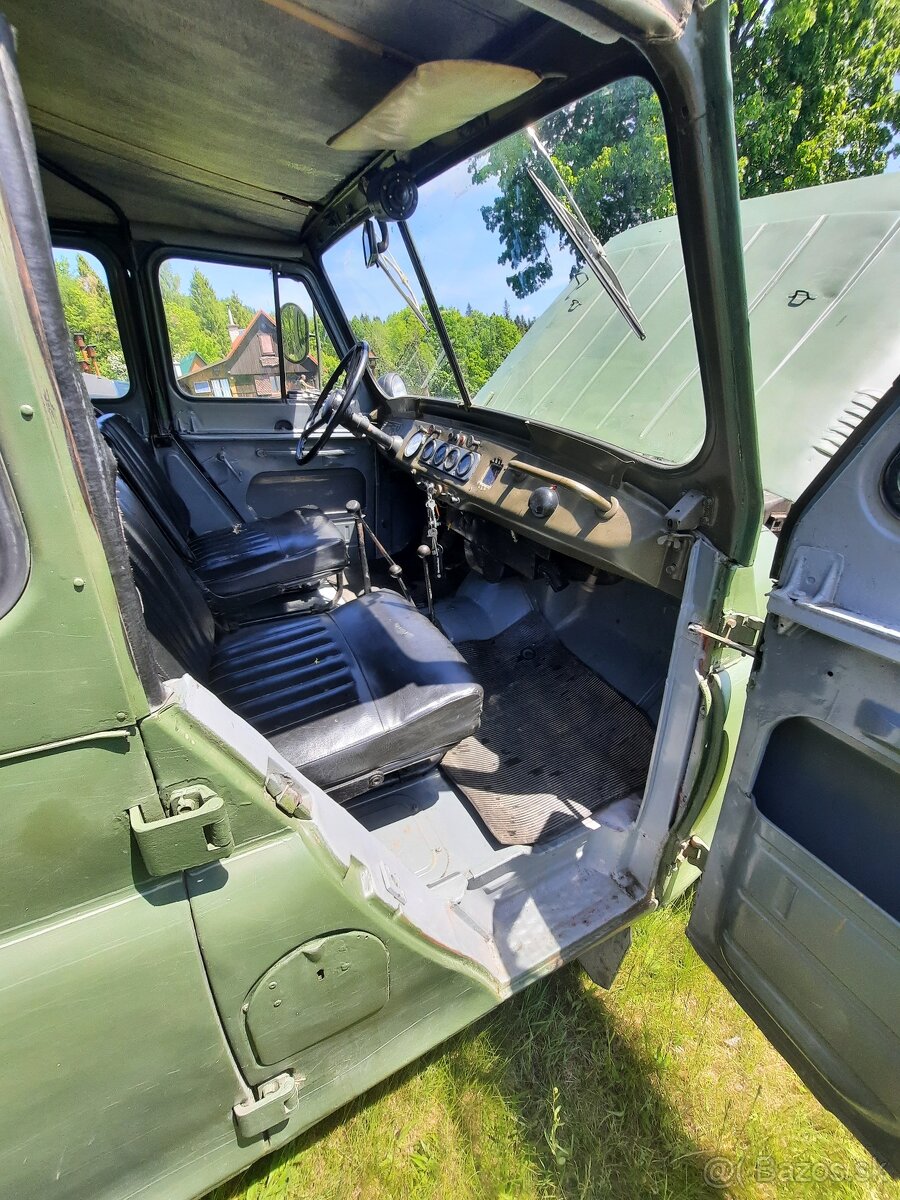 UAZ 469 2.4L Benzín - 9