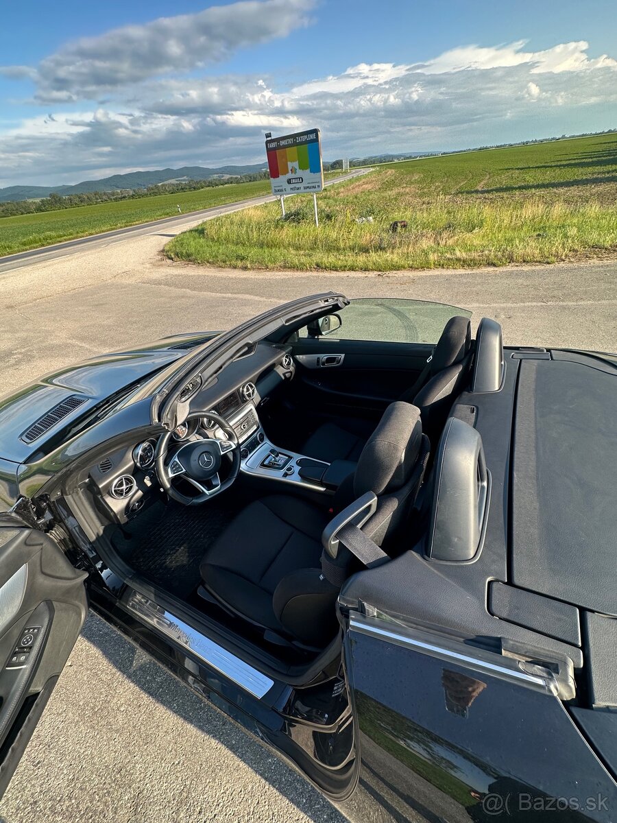 Mercedes-Benz SLC 180 Cabrio - 9