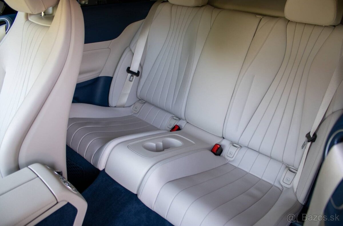 Mercedes-Benz E trieda Kupé 200 4matic A/T - 9