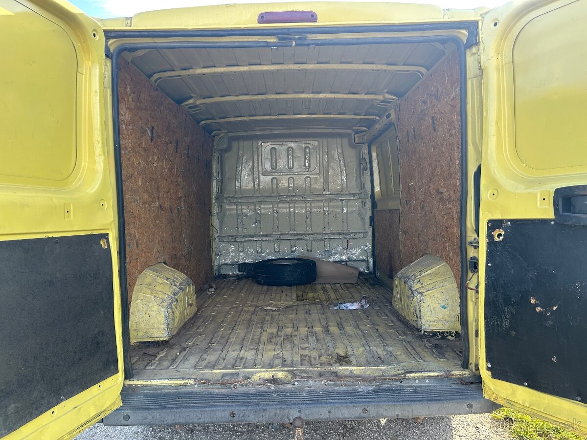 PEUGEOT BOXER 2,2 HDi - 9