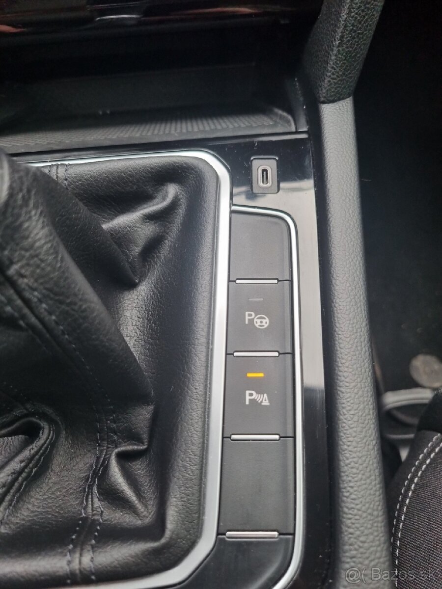 Volkswagen Passat Combi 2.0 TDI EVO Business 110KW M6 - 9