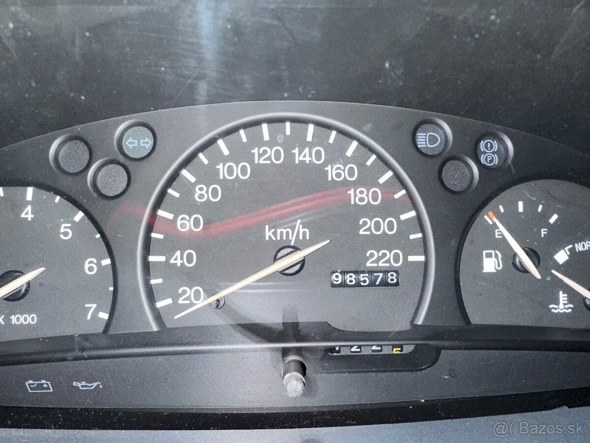 Predám Ford Escort 1.6 16V - 9