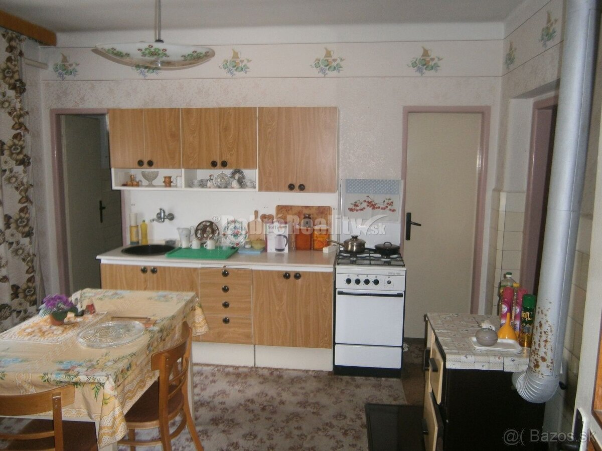 ZVÝHODNENÁ CENA V rekreačnej obci Čechy rodinný dom na pre - 9