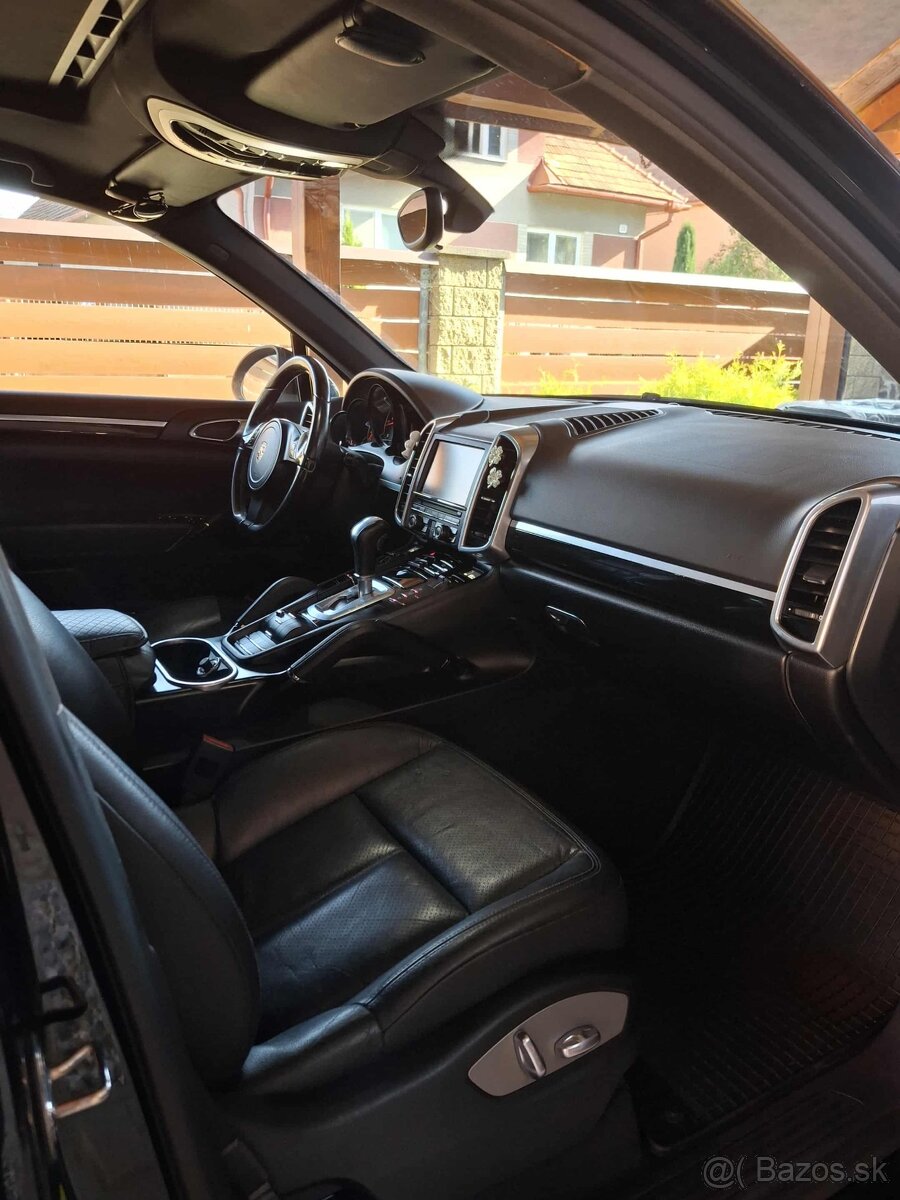 Predam vymenim porsche cayenne - 9