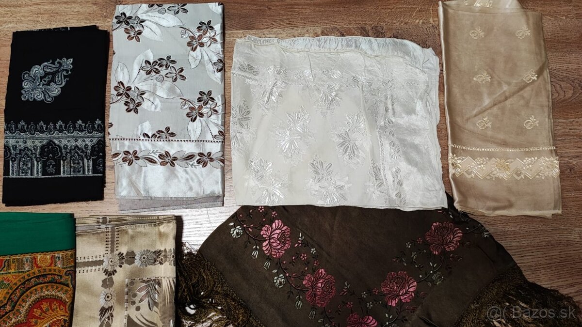 Staré Slovenské kroje 3. - 9