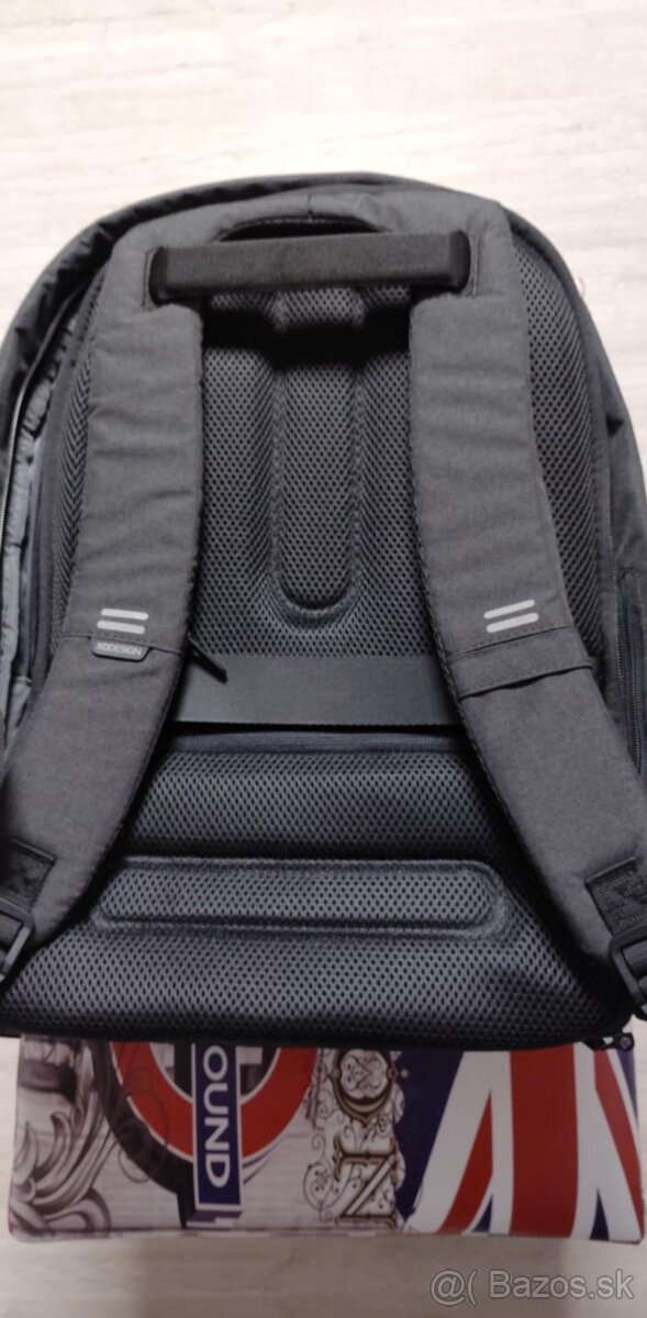 BATOH PROTI KRADEZI XD DESIGN BOBY HERO REGULAR - 9