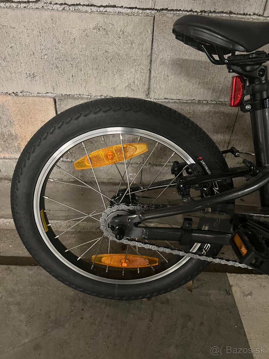 Rezervovany - Detsky bicykel Specialized Jett 16 - 9