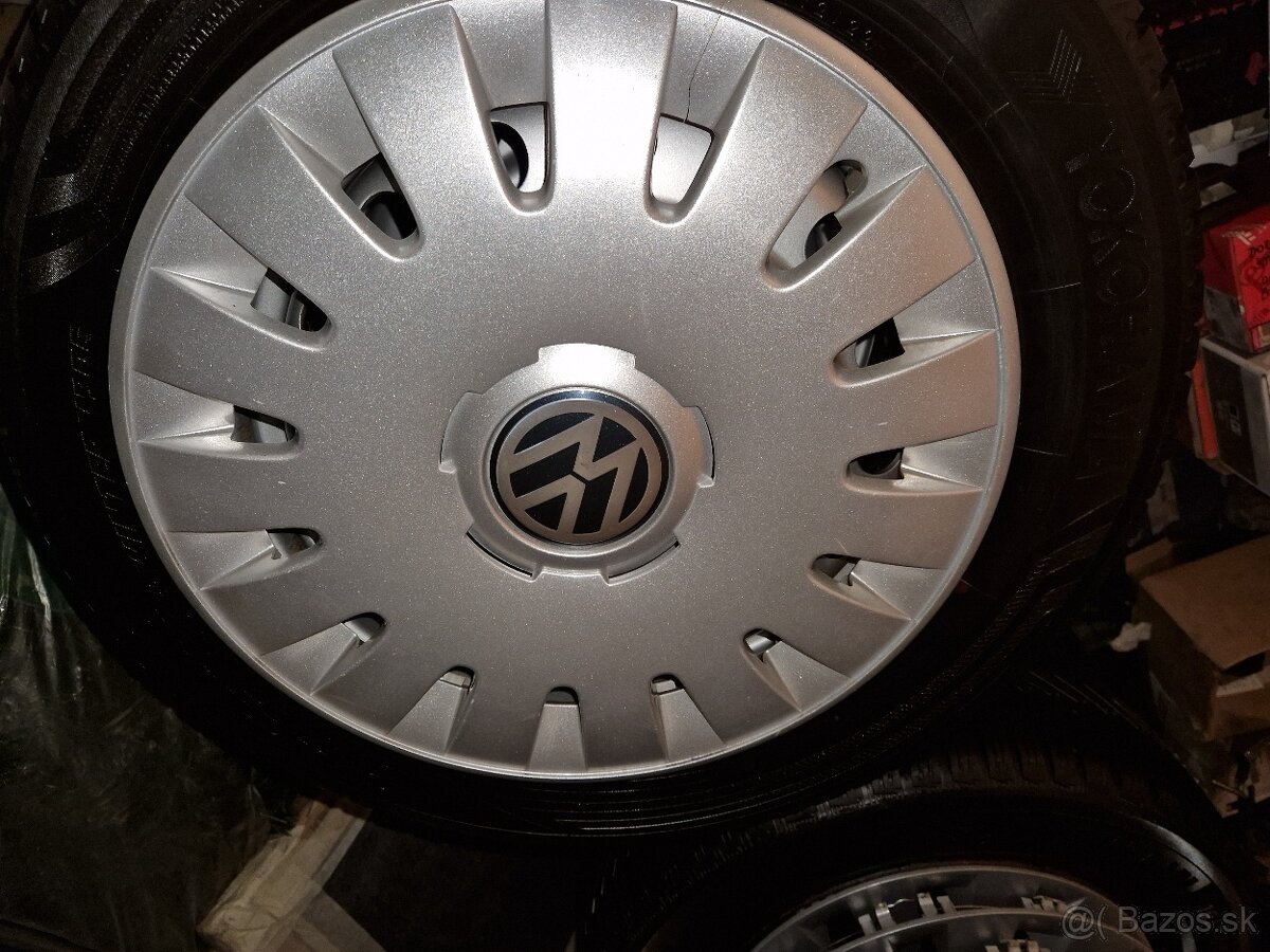 Predam zimne pneumatiky+ disky +OE. puklice 215/55R16 93H - 9