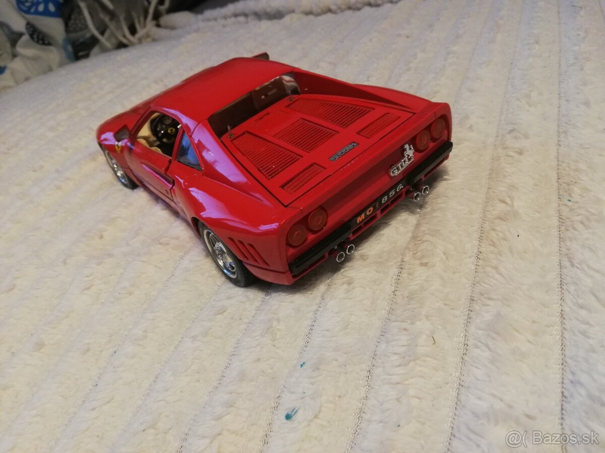 1:18 FERRARI GTO Bburago 1984 - 9