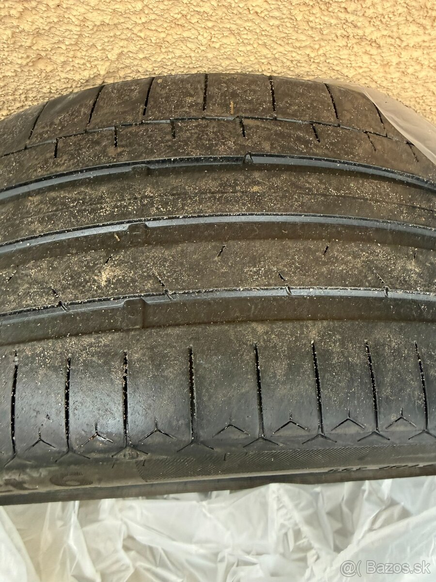 235/35 ZR 20 XL 92Y Letné - 9